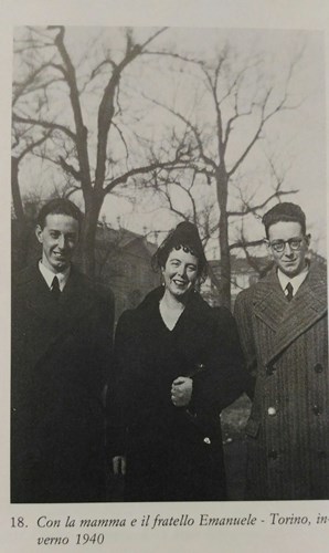 Братья Каццола с мамой. Зима 1940 года
